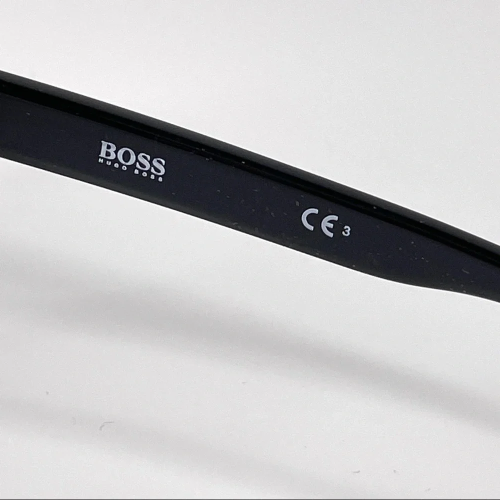 HUGO BOSS Black Wayfarer Sunglasses NEW Style 0956/s 807/ir